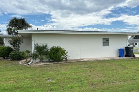 Casa en venta en Sun City Center, Florida, 2 dormitorios, 112.13 m2 № 1902478 - foto 5