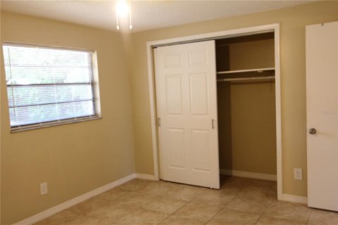 Apartamento en alquiler en Zephyrhills, Florida, 2 dormitorios, 78.97 m2 № 1917306 - foto 4