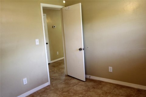 Apartamento en alquiler en Zephyrhills, Florida, 2 dormitorios, 78.97 m2 № 1917306 - foto 8