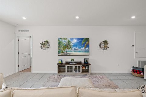 Casa en venta en Weeki Wachee, Florida, 4 dormitorios, 173.45 m2 № 2116755 - foto 22