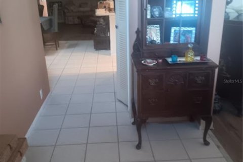 Casa en venta en Fort Myers, Florida, 4 dormitorios, 163.88 m2 № 1825375 - foto 4
