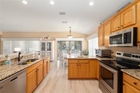 Villa ou maison à vendre à Summerfield, Floride: 2 chambres, 157.75 m2 № 2199004 - photo 27