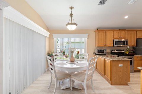 Villa ou maison à vendre à Summerfield, Floride: 2 chambres, 157.75 m2 № 2199004 - photo 21