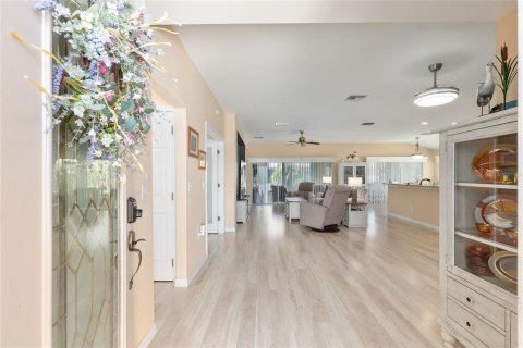 Villa ou maison à vendre à Summerfield, Floride: 2 chambres, 157.75 m2 № 2199004 - photo 9
