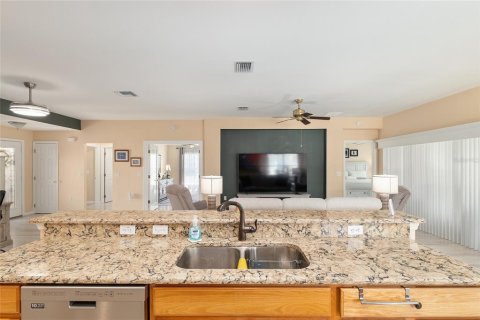 Villa ou maison à vendre à Summerfield, Floride: 2 chambres, 157.75 m2 № 2199004 - photo 29