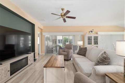 Villa ou maison à vendre à Summerfield, Floride: 2 chambres, 157.75 m2 № 2199004 - photo 13