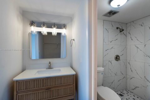 Снять в аренду кондоминиум в Майами, Флорида 2 спальни, 98.85м2, № 1956138 - фото 12