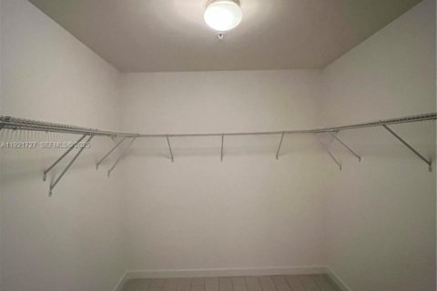 Copropriété à vendre à Miami, Floride: 2 chambres, 118.36 m2 № 1976669 - photo 12