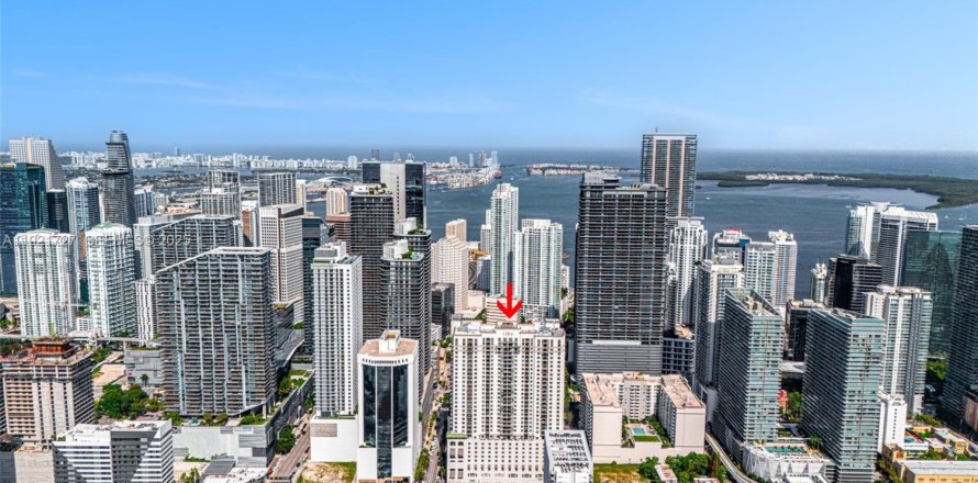 Condo à Miami, Floride, 2 chambres  № 1976669