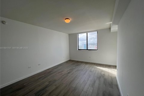 Copropriété à vendre à Miami, Floride: 2 chambres, 118.36 m2 № 1976669 - photo 9