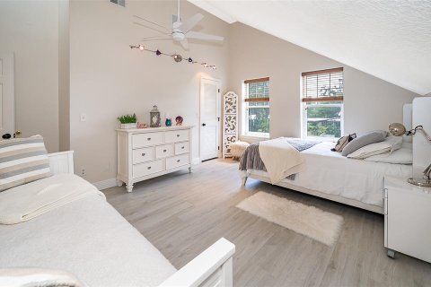 House in Montverde, Florida 5 bedrooms, 403.85 sq.m. № 1835897 - photo 25