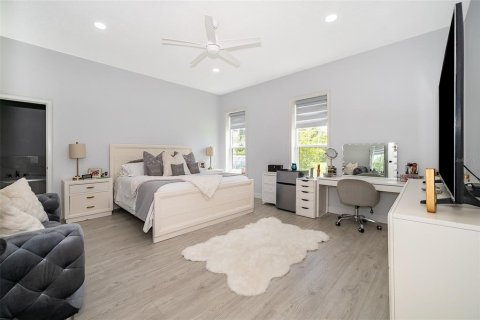 House in Montverde, Florida 5 bedrooms, 403.85 sq.m. № 1835897 - photo 5