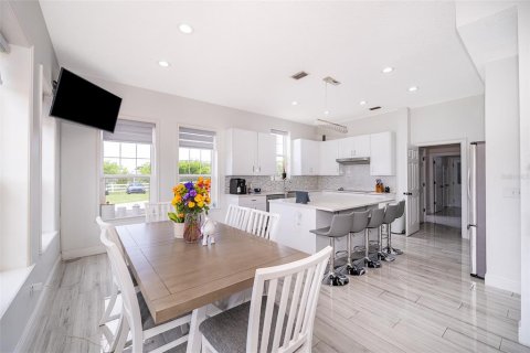 House in Montverde, Florida 5 bedrooms, 403.85 sq.m. № 1835897 - photo 17