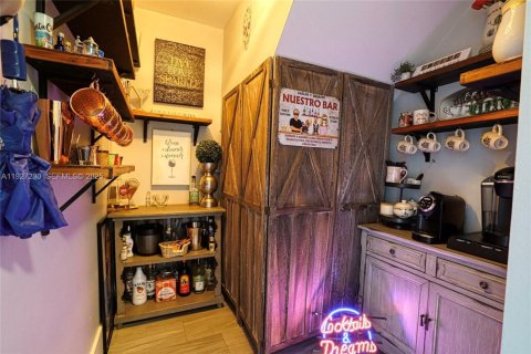 House in Sunrise, Florida 4 bedrooms, 171.59 sq.m. № 1985865 - photo 25