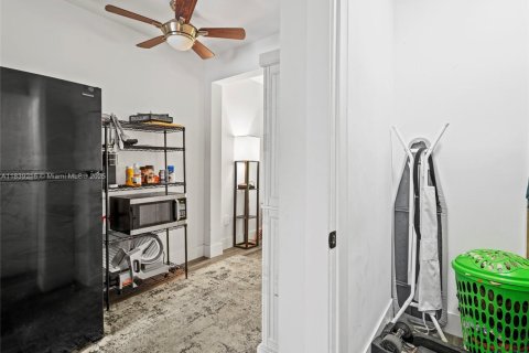 Copropriété à vendre à Miami Beach, Floride: 35.3 m2 № 1827431 - photo 4