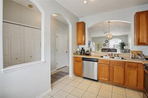 Townhouse in Wesley Chapel, Florida 2 bedrooms, 154.22 sq.m. № 1787959 - photo 14