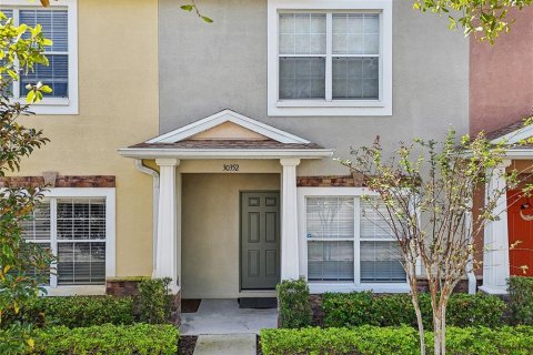 Townhouse in Wesley Chapel, Florida 2 bedrooms, 154.22 sq.m. № 1787959 - photo 1