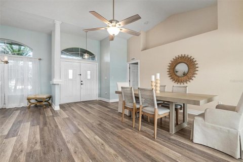 House in Port Charlotte, Florida 3 bedrooms, 199.46 sq.m. № 2092190 - photo 7