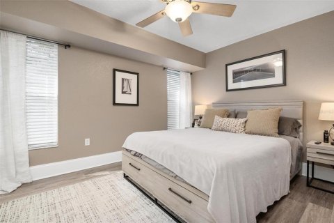 House in Port Charlotte, Florida 3 bedrooms, 199.46 sq.m. № 2092190 - photo 29