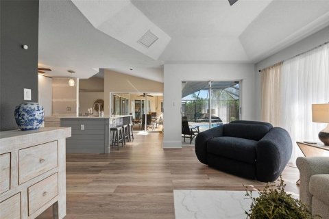 House in Port Charlotte, Florida 3 bedrooms, 199.46 sq.m. № 2092190 - photo 25