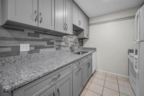Villa ou maison à vendre à New Port Richey, Floride: 3 chambres, 108.97 m2 № 1835224 - photo 19