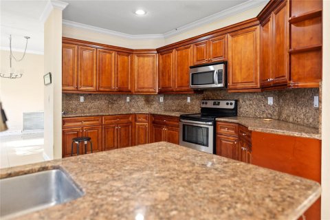 House in Parkland, Florida 4 bedrooms, 234.21 sq.m. № 2251647 - photo 18