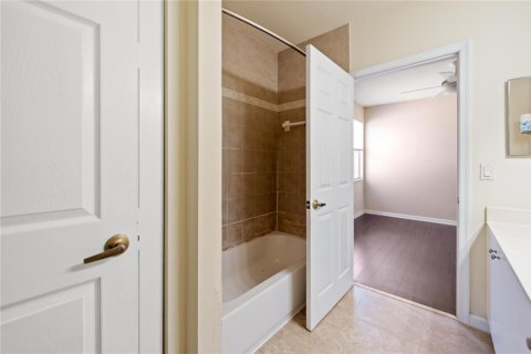 House in Parkland, Florida 4 bedrooms, 234.21 sq.m. № 2251647 - photo 25