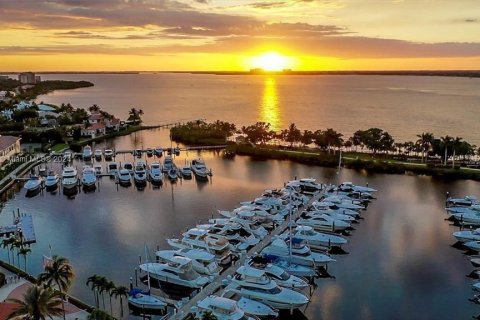 Copropriété à vendre à Fort Myers, Floride: 1 chambre № 1703030 - photo 13