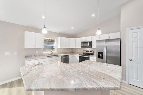 House in Belleview, Florida 3 bedrooms, 144.65 sq.m. № 1774043 - photo 5
