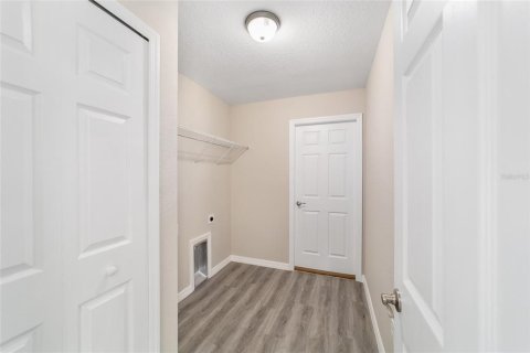 House in Belleview, Florida 3 bedrooms, 144.65 sq.m. № 1774043 - photo 14