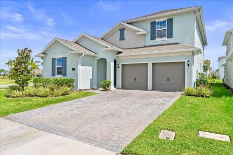 House in Orlando, Florida 5 bedrooms, 289.86 sq.m. № 1801439 - photo 17