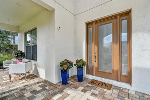 House in Wesley Chapel, Florida 5 bedrooms, 342.44 sq.m. № 1826642 - photo 8