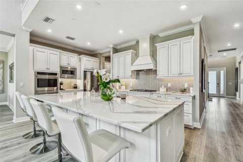 House in Wesley Chapel, Florida 5 bedrooms, 342.44 sq.m. № 1826642 - photo 19