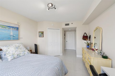 Купить кондоминиум в Майами, Флорида 2 спальни, 95.41м2, № 2432827 - фото 19