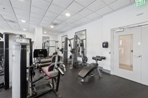 Купить кондоминиум в Майами, Флорида 2 спальни, 95.41м2, № 2432827 - фото 23