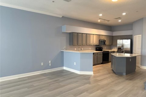 Adosado en alquiler en Madeira Beach, Florida, 3 dormitorios, 203.46 m2 № 1916438 - foto 10