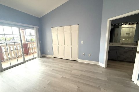 Adosado en alquiler en Madeira Beach, Florida, 3 dormitorios, 203.46 m2 № 1916438 - foto 15