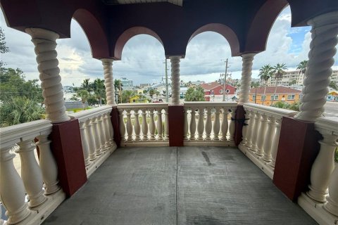 Adosado en alquiler en Madeira Beach, Florida, 3 dormitorios, 203.46 m2 № 1916438 - foto 27