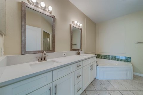 Condo in Clearwater, Florida, 2 bedrooms № 2151060 - photo 28