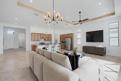 Casa en venta en Port St. Lucie, Florida, 4 dormitorios, 197.79 m2 № 2316973 - foto 4