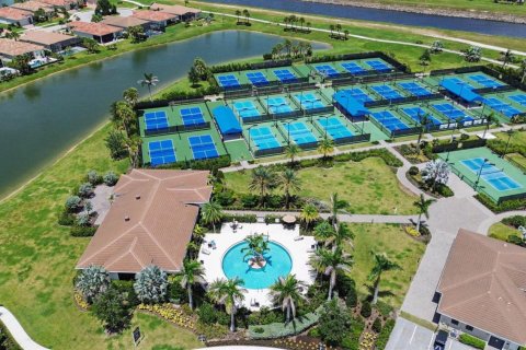 Casa en venta en Port St. Lucie, Florida, 4 dormitorios, 197.79 m2 № 2316973 - foto 28