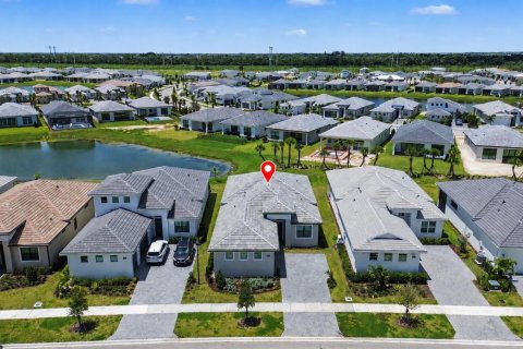 Casa en venta en Port St. Lucie, Florida, 4 dormitorios, 197.79 m2 № 2316973 - foto 21