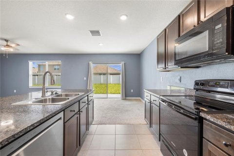 House in Riverview, Florida 5 bedrooms, 248.42 sq.m. № 2294536 - photo 14