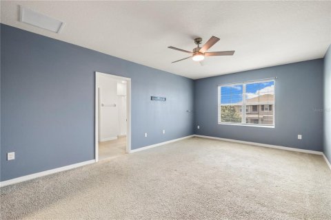 House in Riverview, Florida 5 bedrooms, 248.42 sq.m. № 2294536 - photo 21