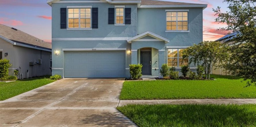 House in Riverview, Florida 5 bedrooms, 248.42 sq.m. № 2294536