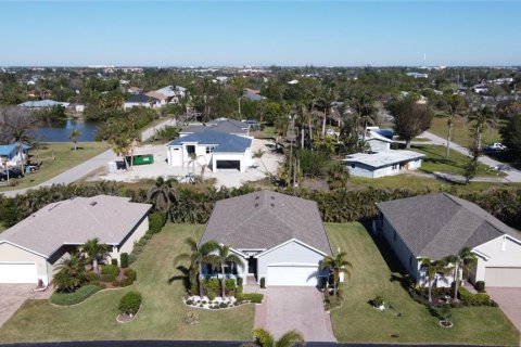 Casa en venta en Punta Gorda, Florida, 4 dormitorios, 168.34 m2 № 1723755 - foto 19