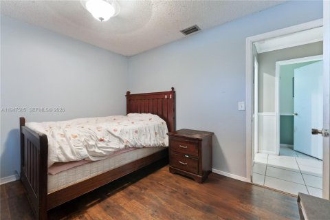 Villa ou maison à vendre à Cooper City, Floride: 3 chambres, 160.81 m2 № 2003883 - photo 16