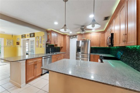 Villa ou maison à vendre à Cooper City, Floride: 3 chambres, 160.81 m2 № 2003883 - photo 5