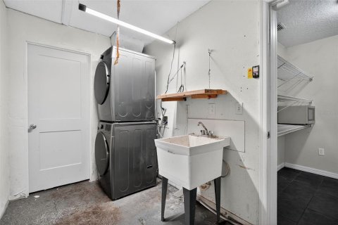 Купить виллу или дом в Деланд, Флорида 3 комнаты, 158.86м2, № 1902471 - фото 8