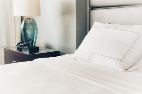 Condominio en venta en Fort Lauderdale, Florida, 2 dormitorios № 1867264 - foto 5